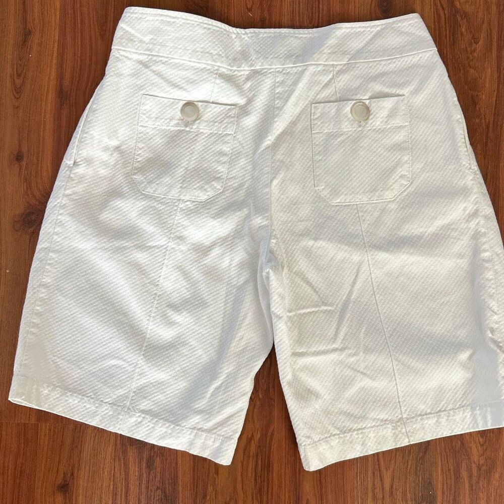 See by Chloe white cotton pique patch pocket Bermuda style shorts size 8 - Picture 4 of 5